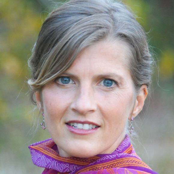 Meet your Posher, Rebecca - Picture 1 of 1